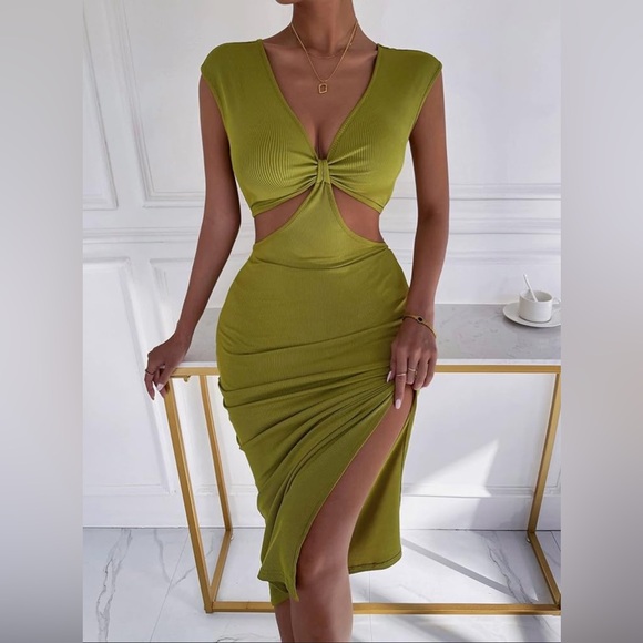 SHEIN green dress, slit on side - Picture 5 of 5